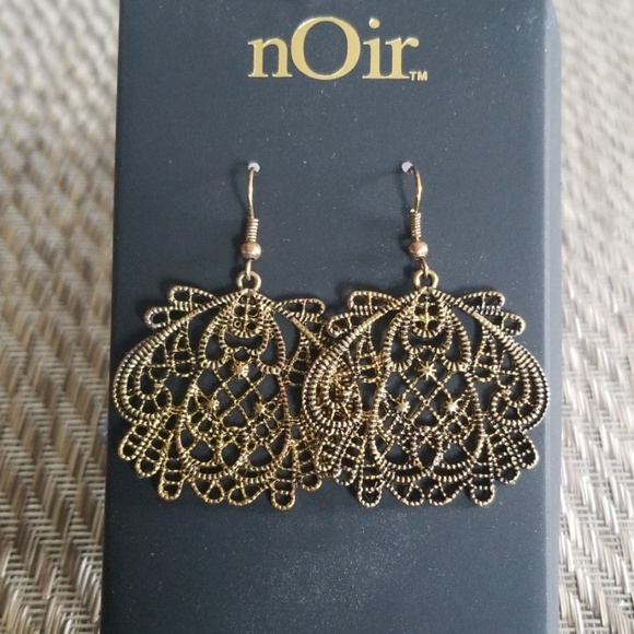 Jewelry - Antiqued Womens Earrings